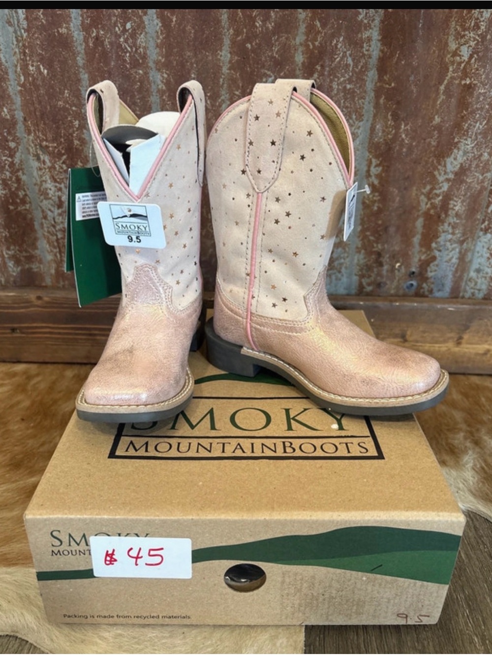 Smoky Mountain Girls Pink Metallic Western Boots with Star Cutouts
